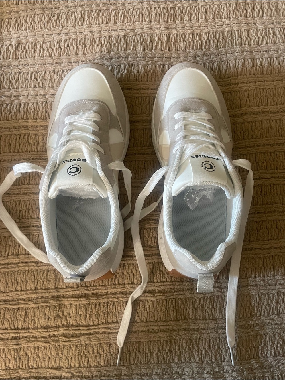 Unknown Brand White and Beige Women's Casual Sneakers